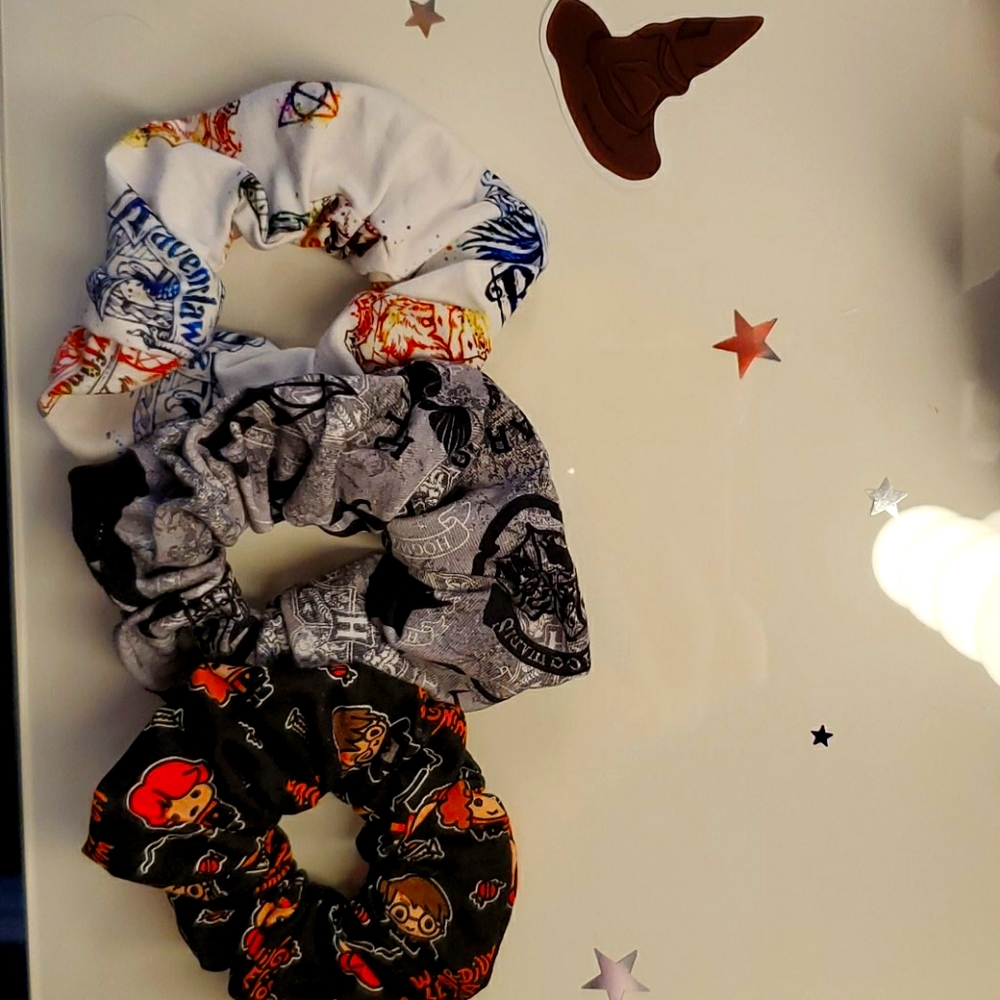 3 scrunchies - Harry potter - new - handmade